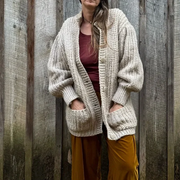 Super Chunky Vintage Cream Cardigan Sweater - Picture 1 of 13